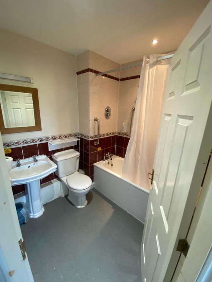 Ibis Budget Bromsgrove Exterior photo