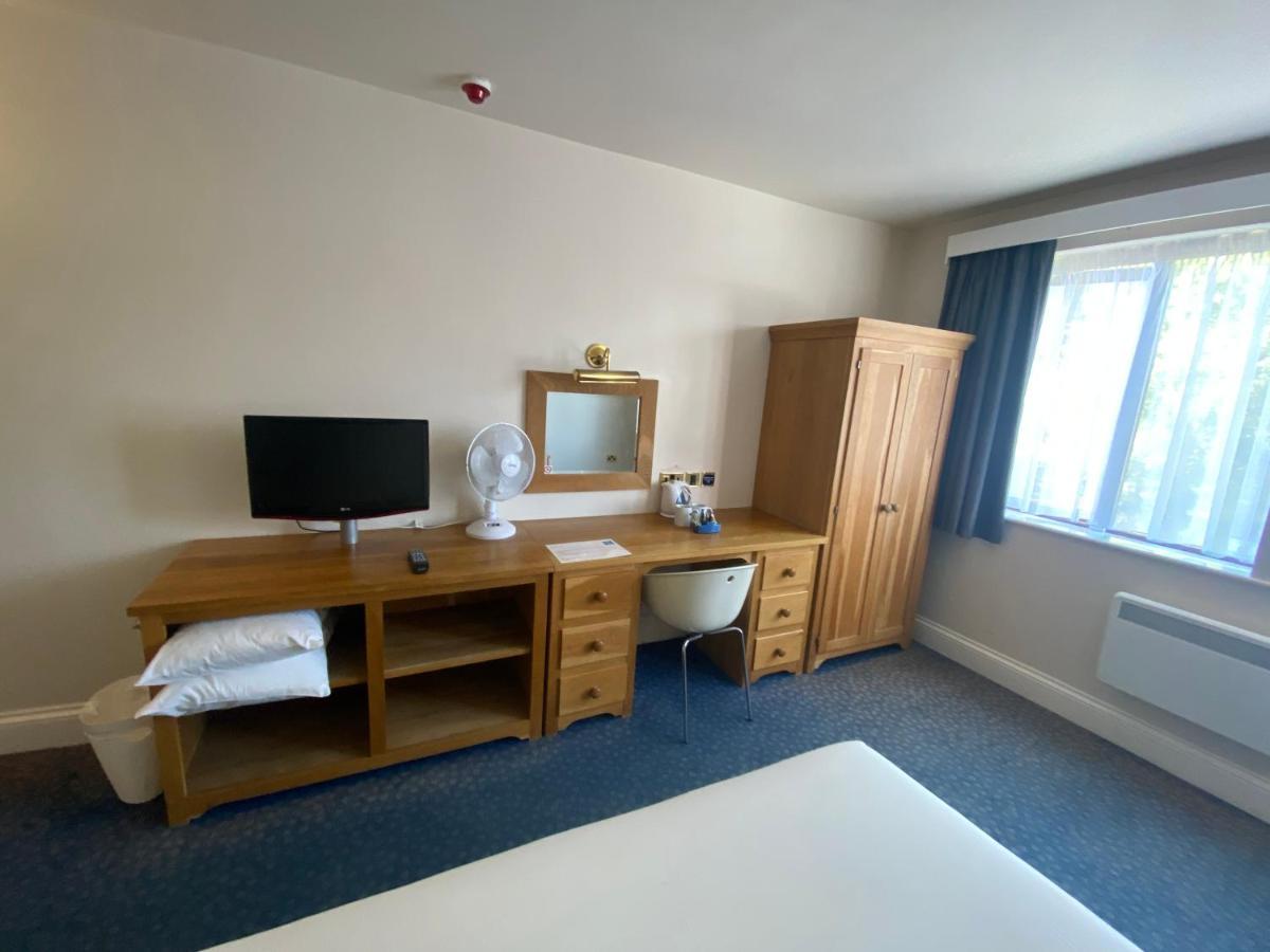 Ibis Budget Bromsgrove Exterior photo