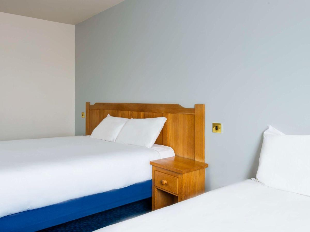 Ibis Budget Bromsgrove Exterior photo