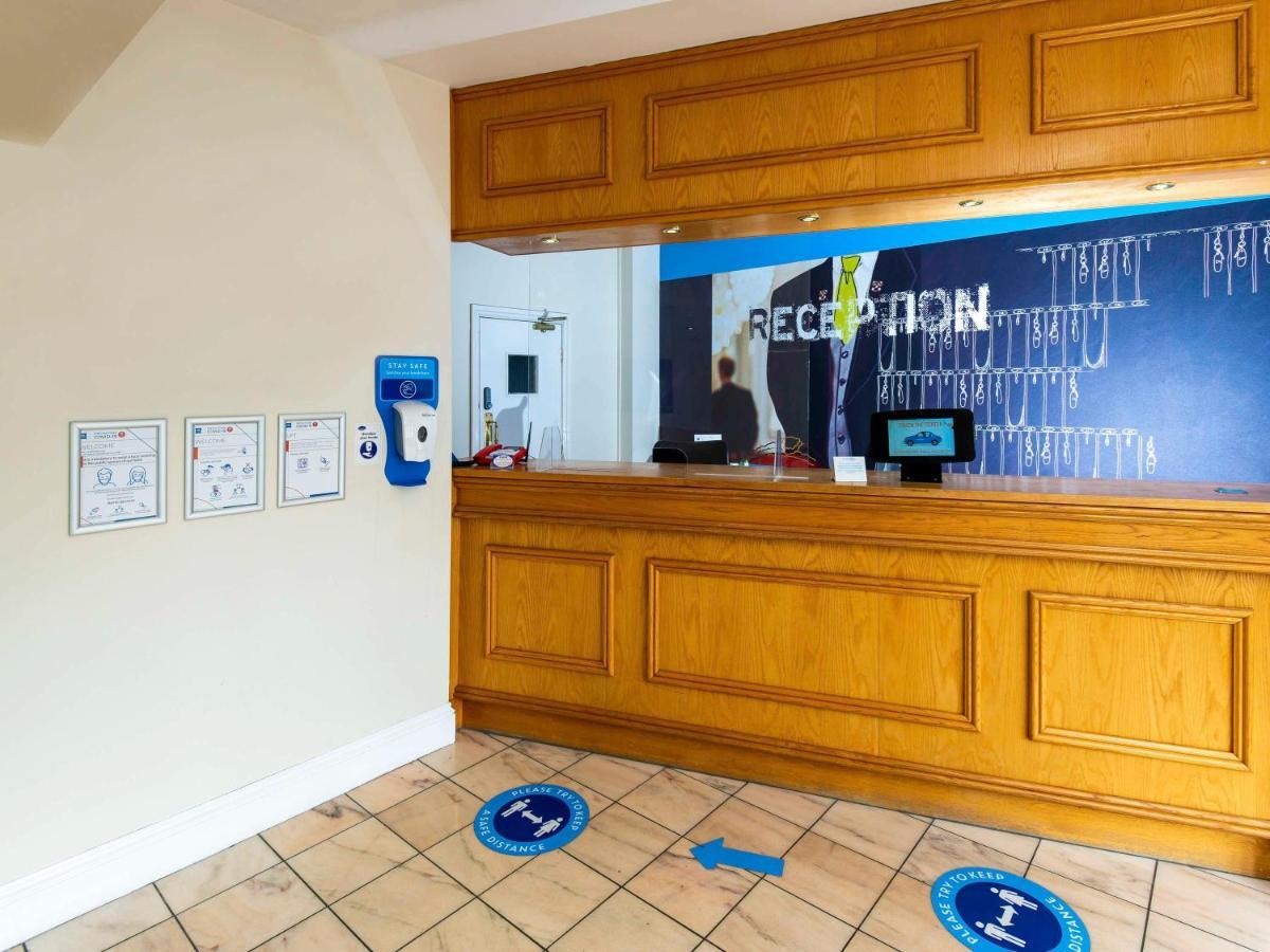 Ibis Budget Bromsgrove Exterior photo